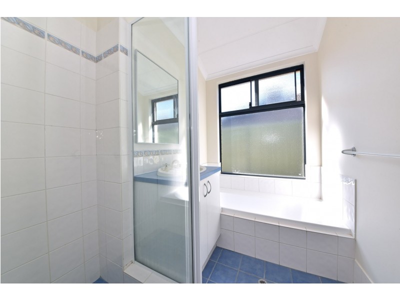 36 Grand Paradiso Parade, Merriwa WA 6030