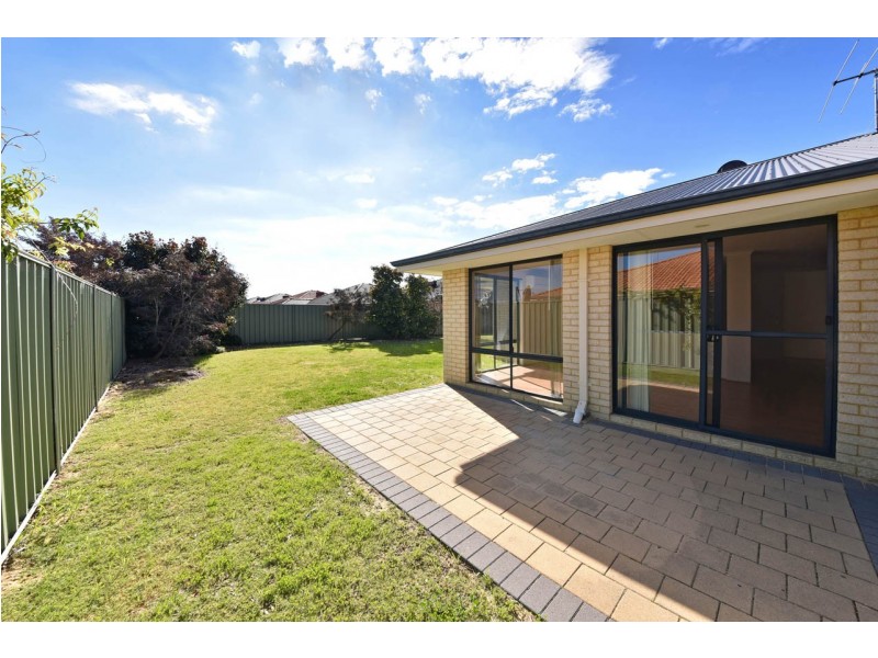 36 Grand Paradiso Parade, Merriwa WA 6030