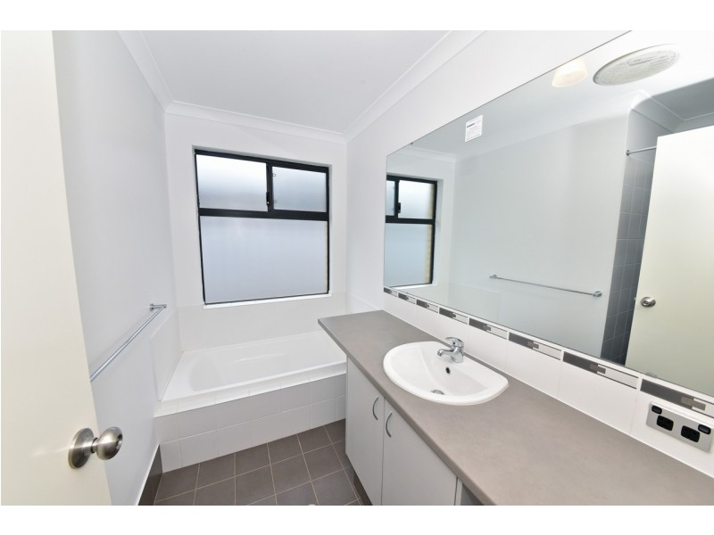 3 Brigsley Way, Ridgewood WA 6030