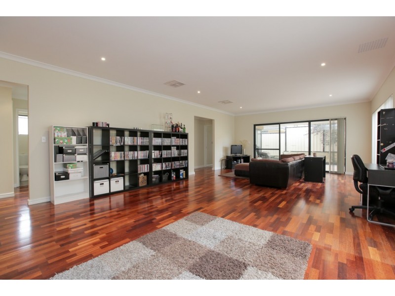 9 Dulles Way, Clarkson WA 6030