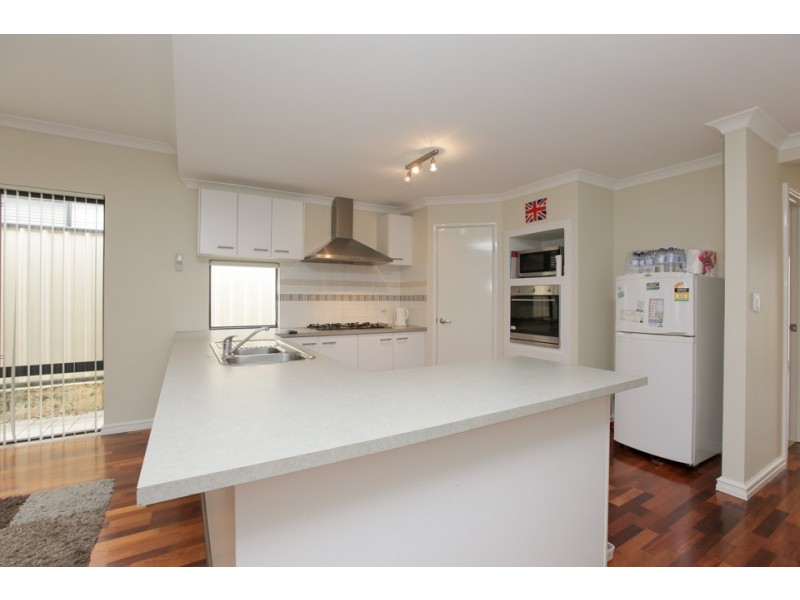 9 Dulles Way, Clarkson WA 6030