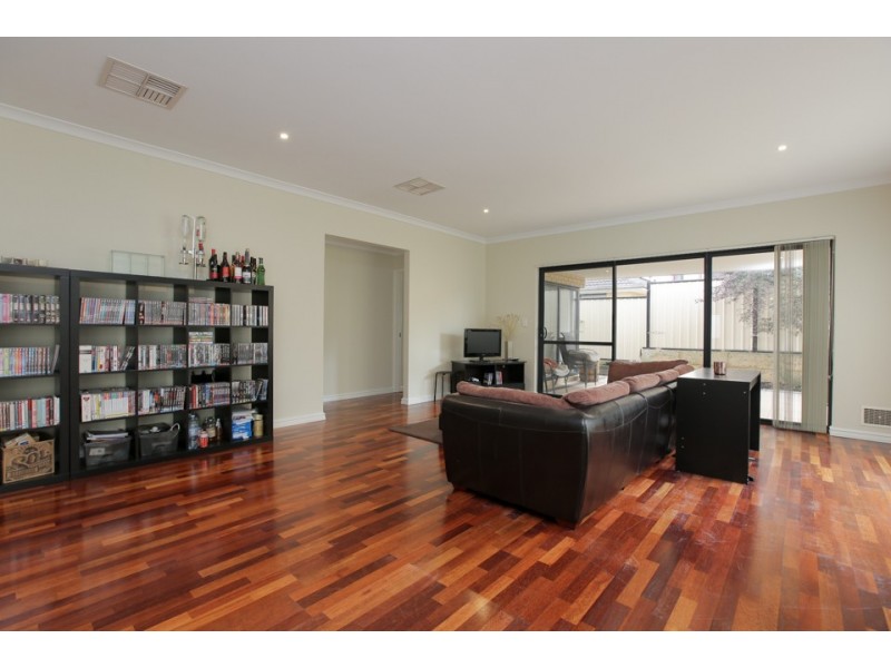 9 Dulles Way, Clarkson WA 6030