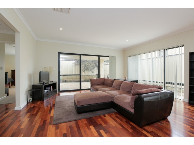 9 Dulles Way, Clarkson WA 6030