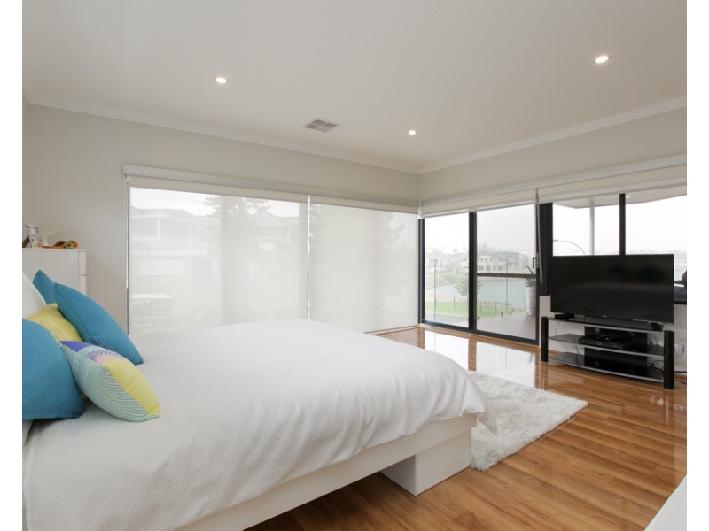 10 Syros Court, Mindarie WA 6030