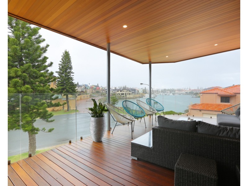 10 Syros Court, Mindarie WA 6030