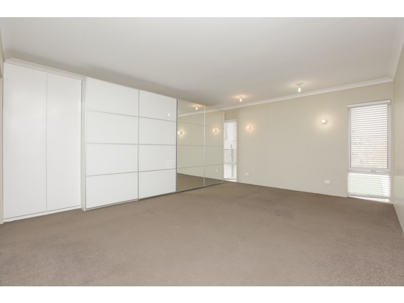 17 Rupara Circle, Quinns Rocks WA 6030