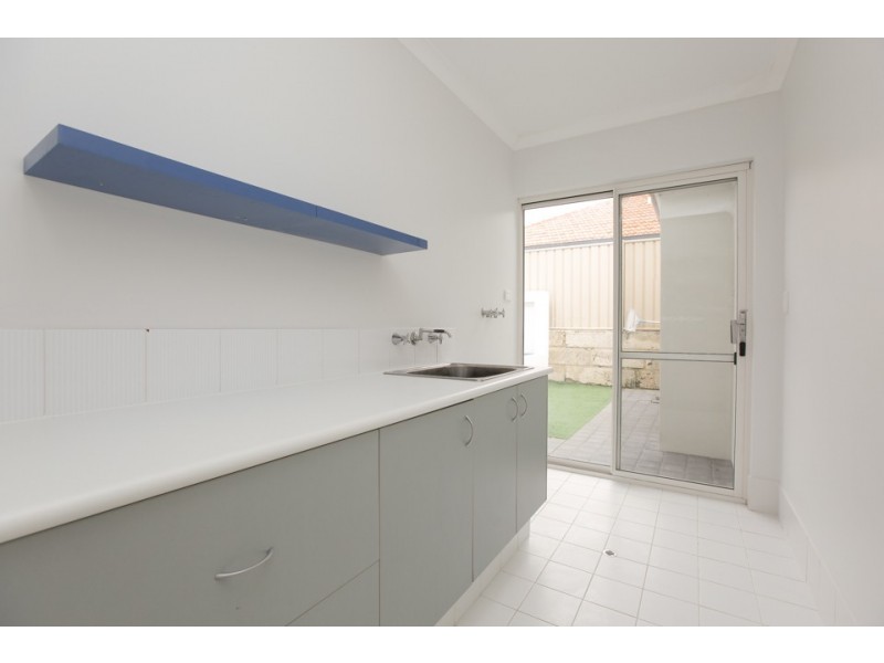 17 Rupara Circle, Quinns Rocks WA 6030