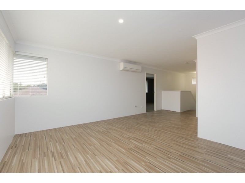 17 Rupara Circle, Quinns Rocks WA 6030