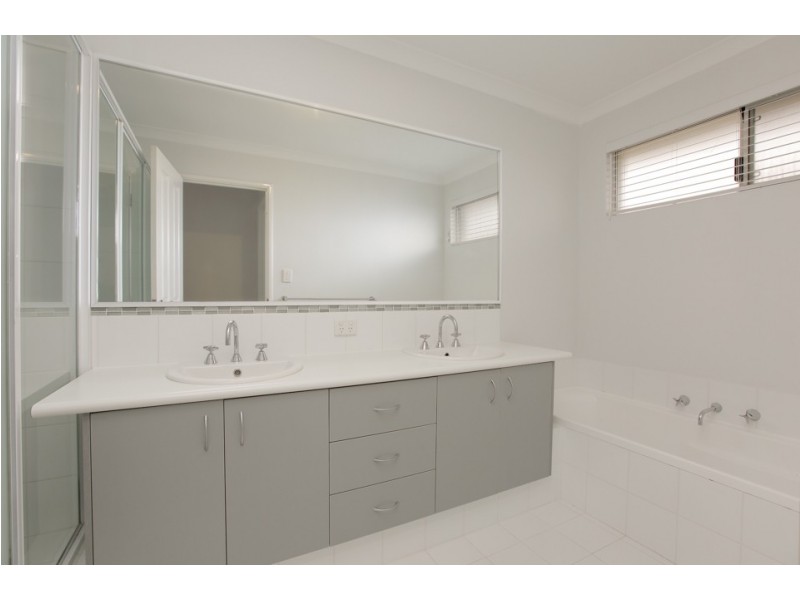 17 Rupara Circle, Quinns Rocks WA 6030