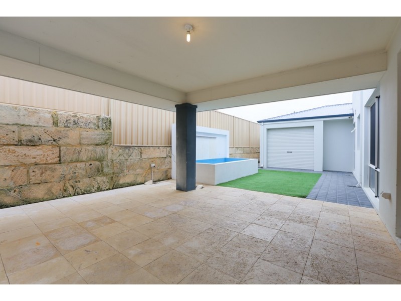 17 Rupara Circle, Quinns Rocks WA 6030