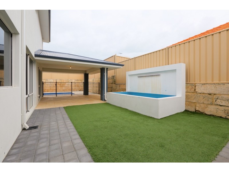 17 Rupara Circle, Quinns Rocks WA 6030