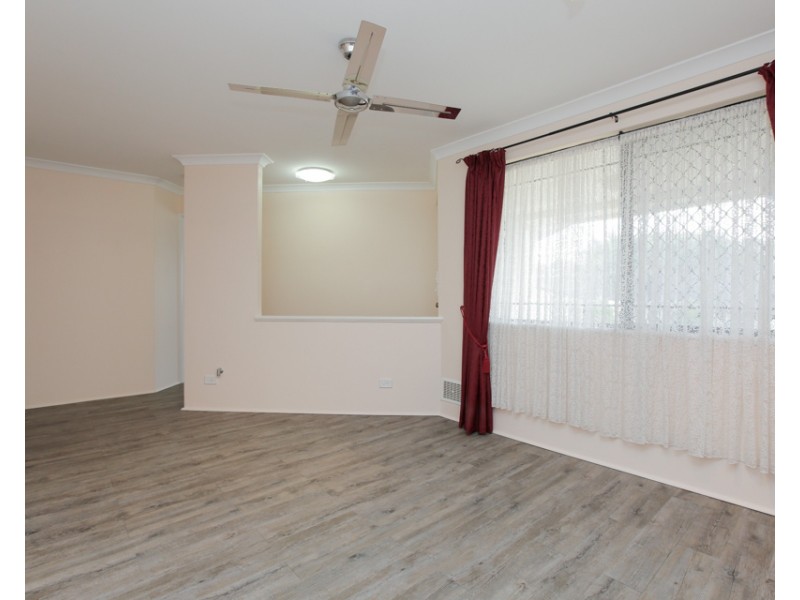 7 Durs Place, Clarkson WA 6030