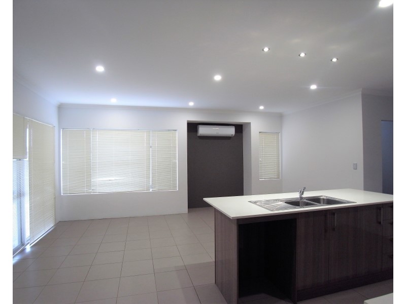 49 Selacosa Ave, Jindalee WA 6036