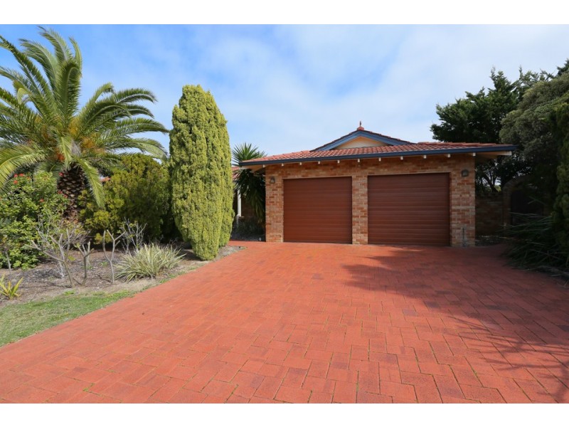 3 Caldera Close, Mindarie WA 6030