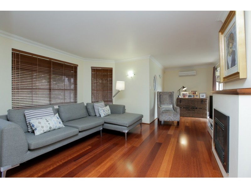 3 Caldera Close, Mindarie WA 6030