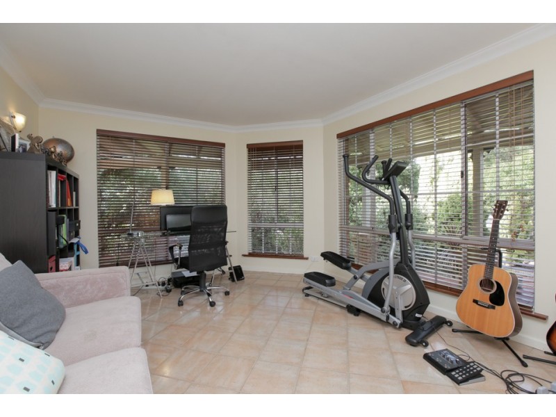 3 Caldera Close, Mindarie WA 6030