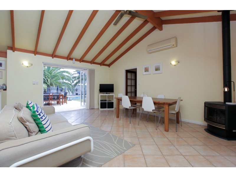 3 Caldera Close, Mindarie WA 6030