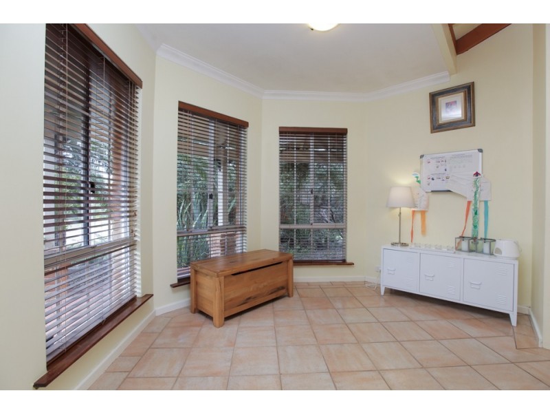 3 Caldera Close, Mindarie WA 6030