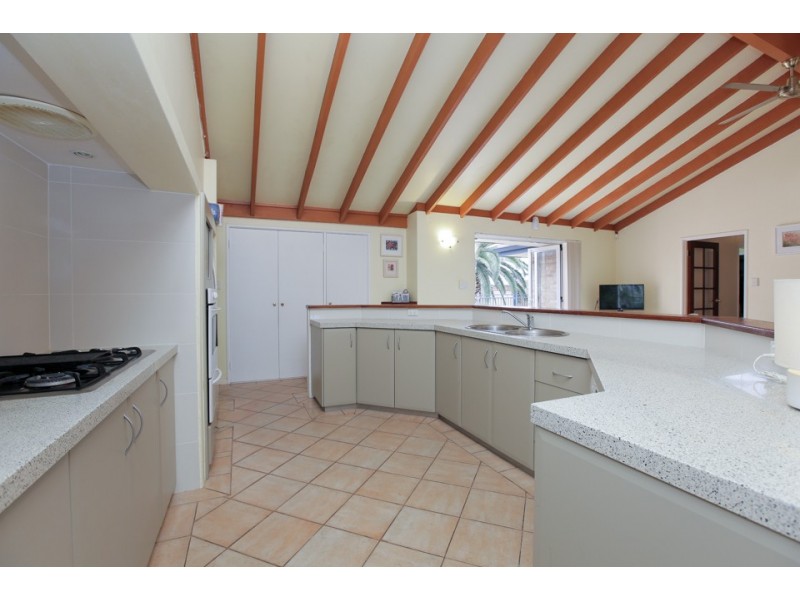 3 Caldera Close, Mindarie WA 6030