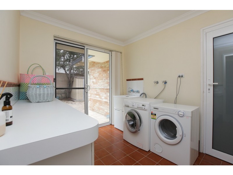 3 Caldera Close, Mindarie WA 6030