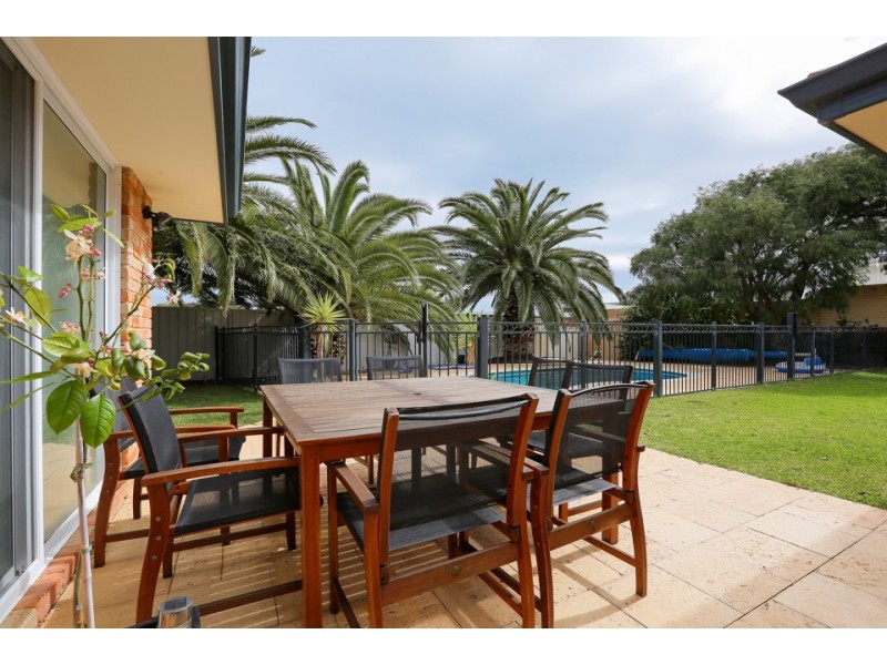 3 Caldera Close, Mindarie WA 6030