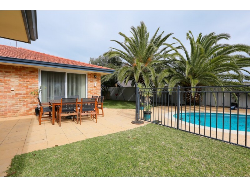 3 Caldera Close, Mindarie WA 6030