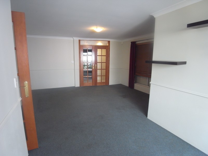 6 Harcus Retreat, Merriwa WA 6030