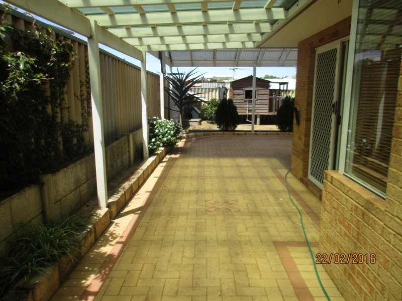 6 Harcus Retreat, Merriwa WA 6030