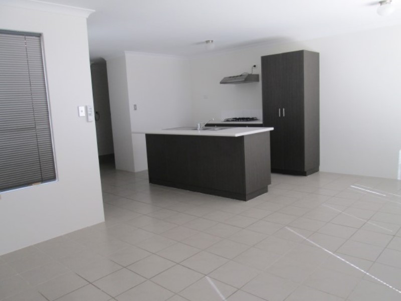 39a Navarre Way, Butler WA 6036