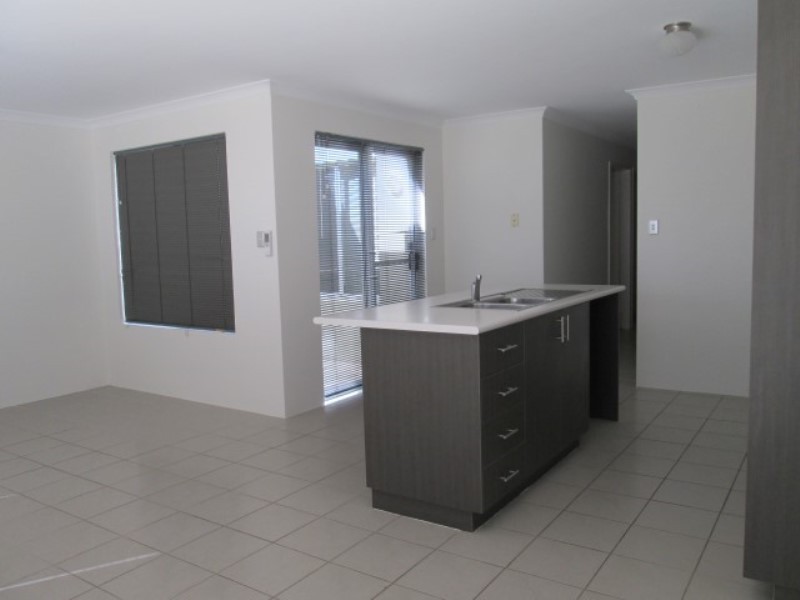 39a Navarre Way, Butler WA 6036
