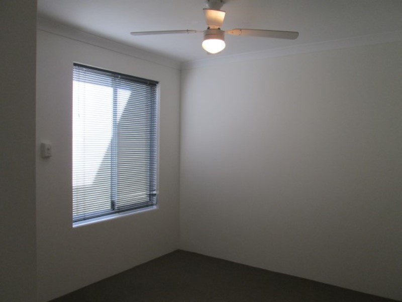 39a Navarre Way, Butler WA 6036
