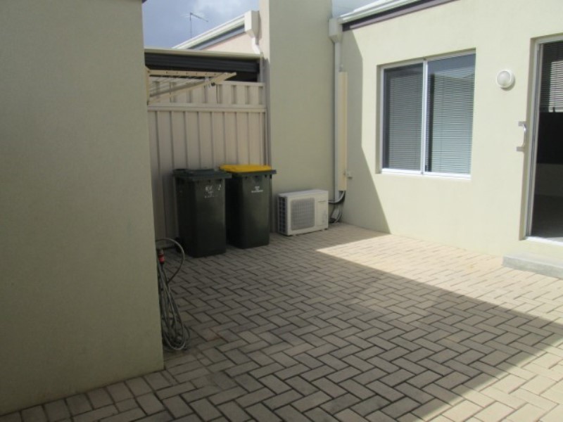 39a Navarre Way, Butler WA 6036