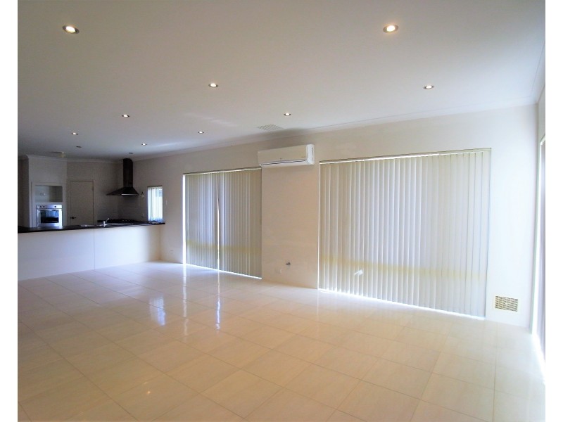 67 Celebration Boulevard, Clarkson WA 6030