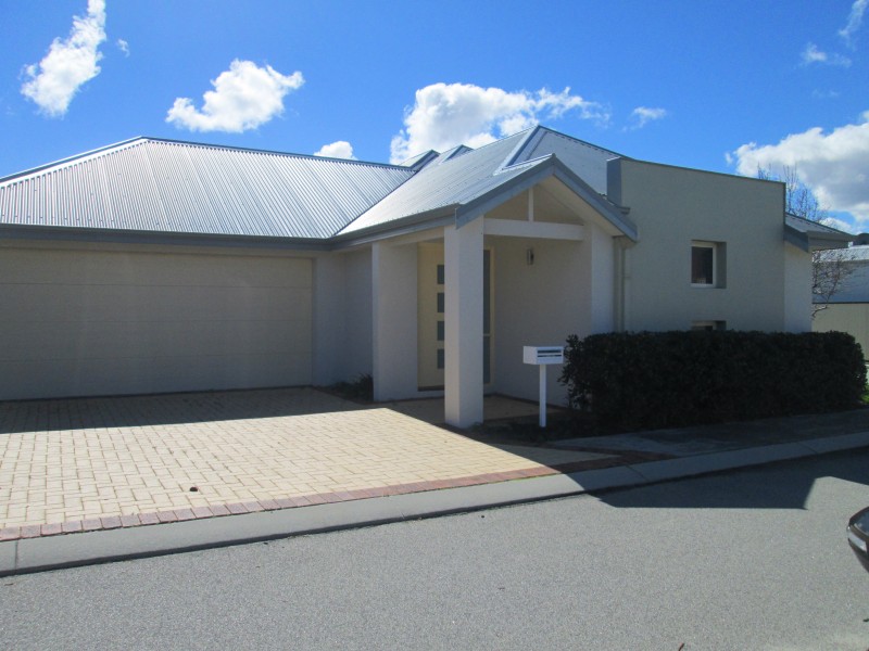 15 Marino Road, Clarkson WA 6030