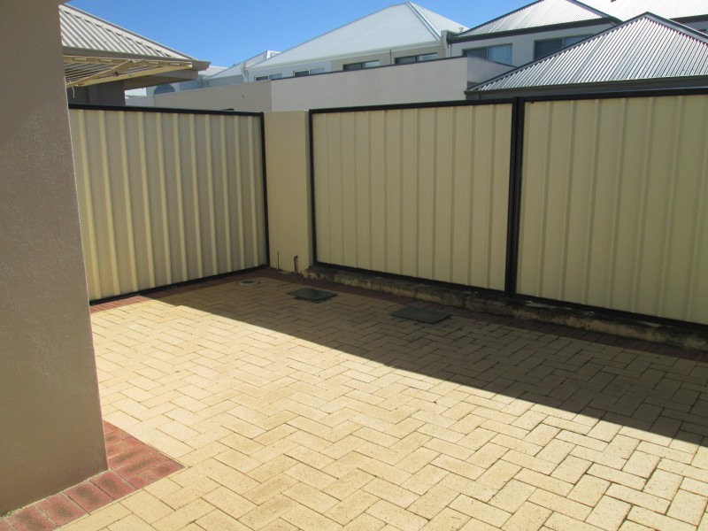 15 Marino Road, Clarkson WA 6030