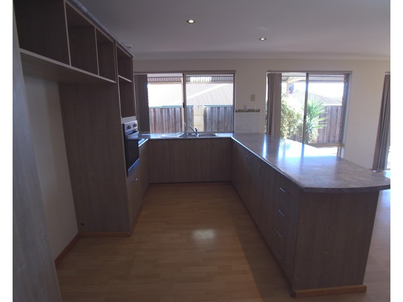 14 Samsun Way, Mindarie WA 6030