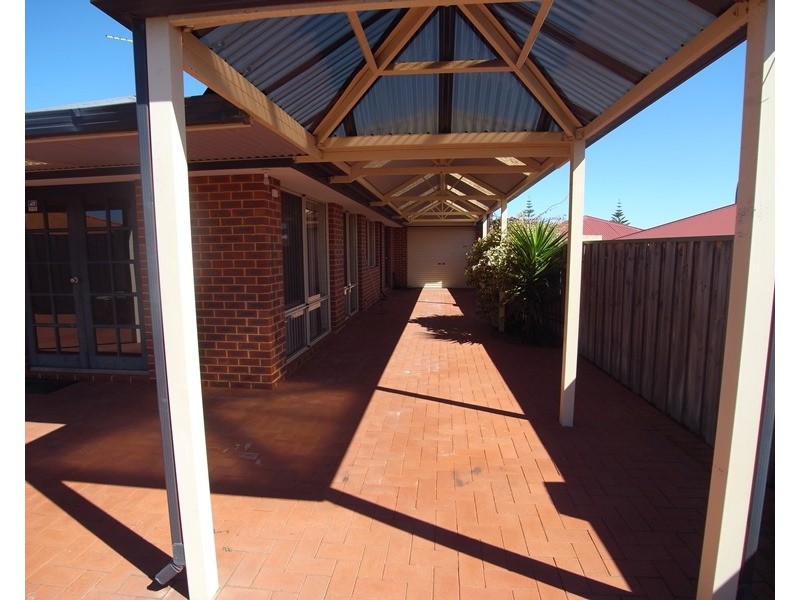 14 Samsun Way, Mindarie WA 6030