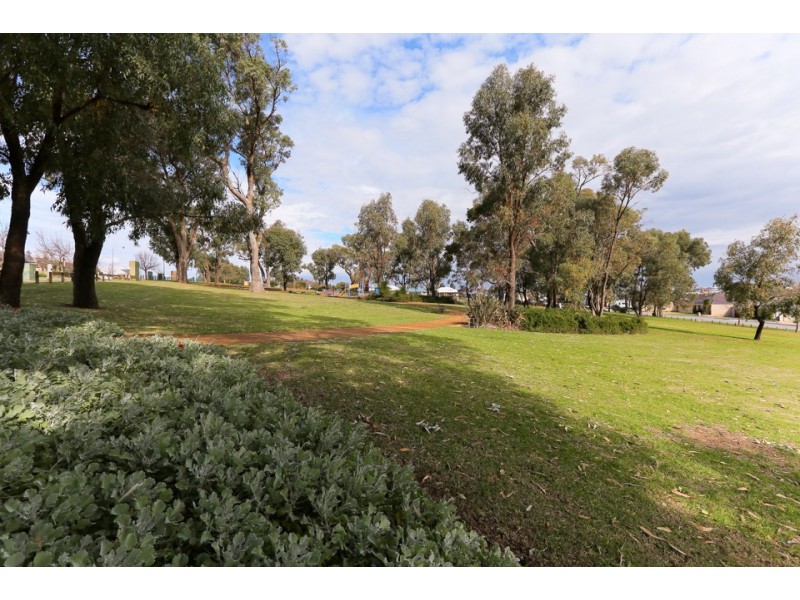 39  Caldwell Turn, Clarkson WA 6030