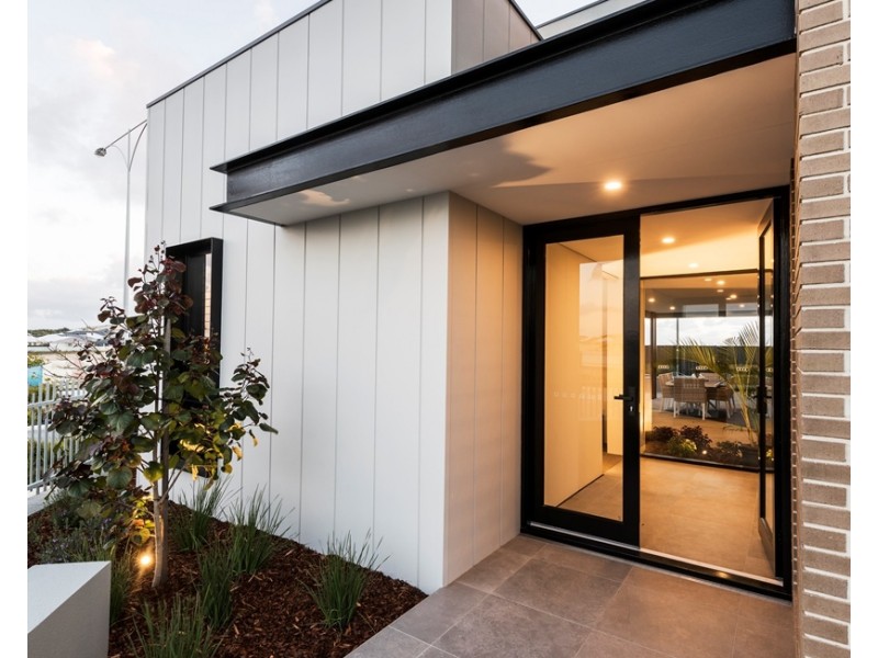 4 Emmae Way, Jindalee WA 6036