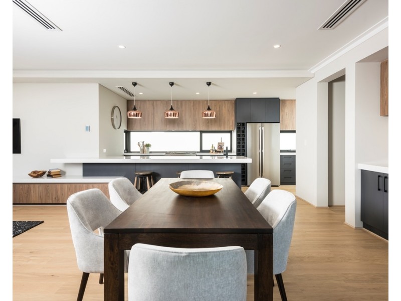 4 Emmae Way, Jindalee WA 6036