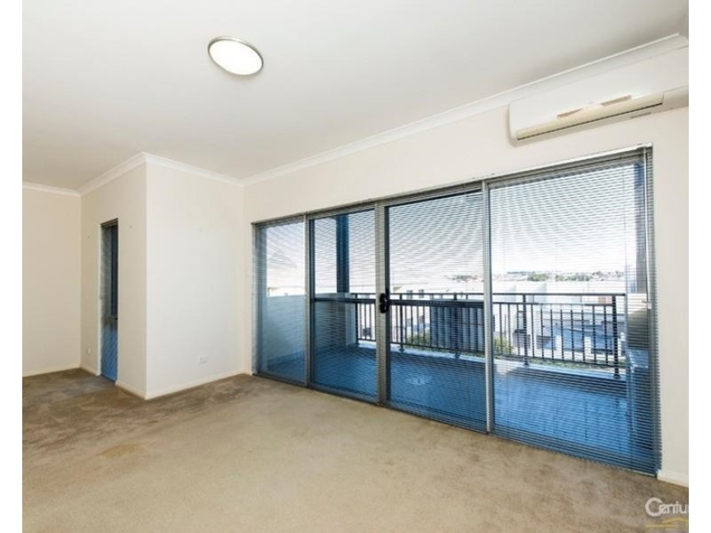 19/291 Ocean Keys Boulevard, Clarkson WA 6030