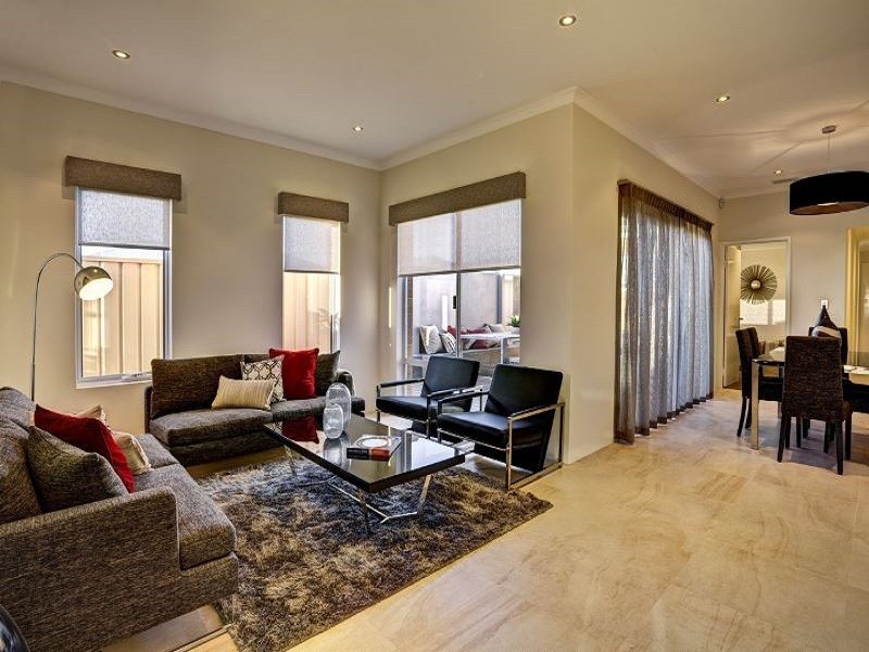 12 Newmarket Parade, Butler WA 6036