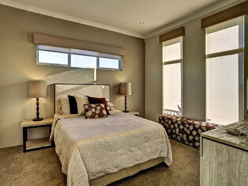 12 Newmarket Parade, Butler WA 6036