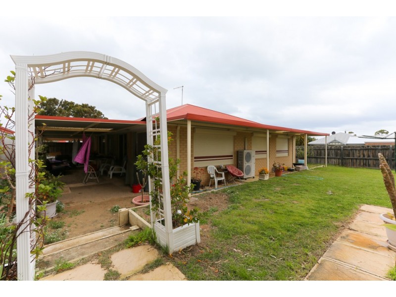 60 Christian Circle, Quinns Rocks WA 6030