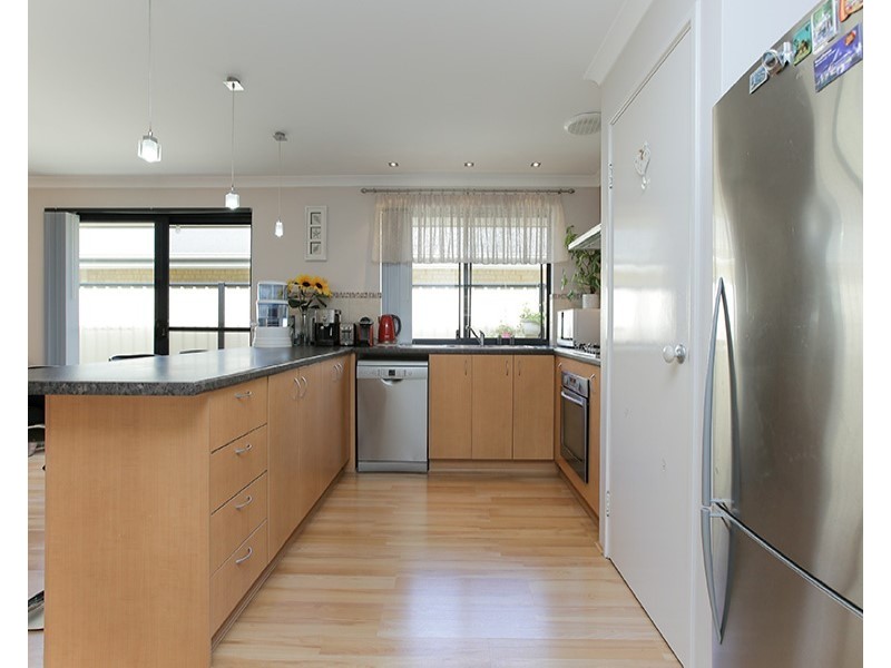 74 Cherokee Green, Clarkson WA 6030