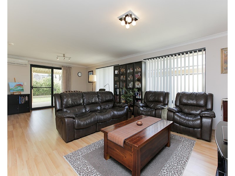 74 Cherokee Green, Clarkson WA 6030