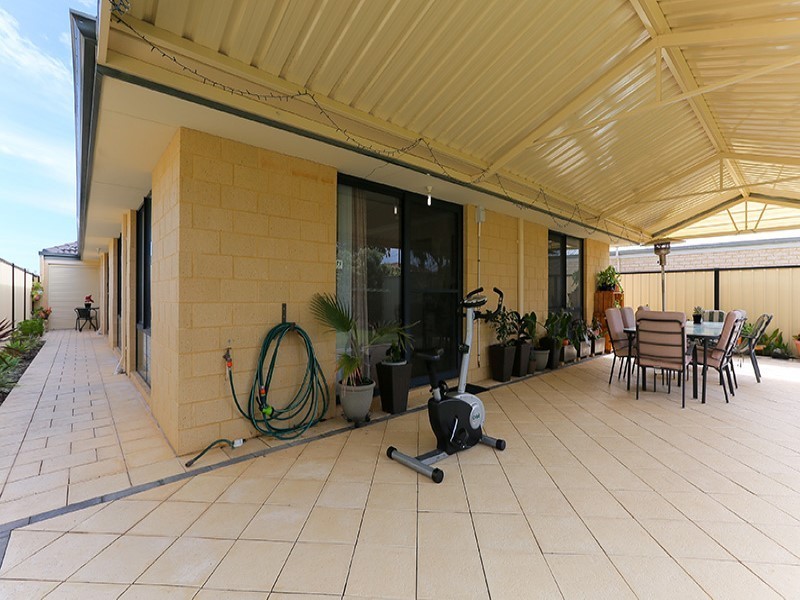 74 Cherokee Green, Clarkson WA 6030