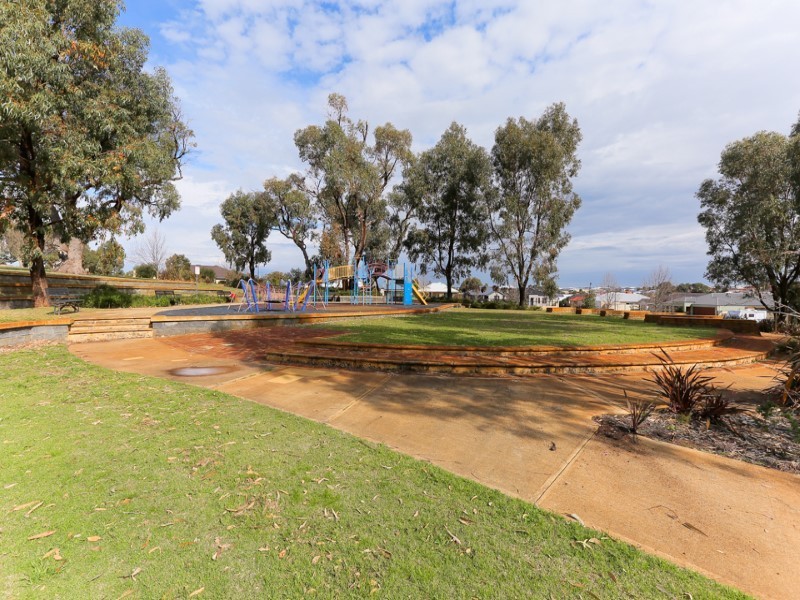 74 Cherokee Green, Clarkson WA 6030