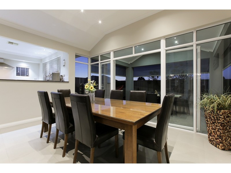 57 Selkirk Drive, Kinross WA 6028