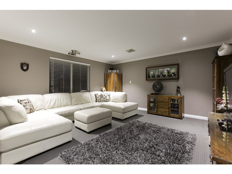 57 Selkirk Drive, Kinross WA 6028